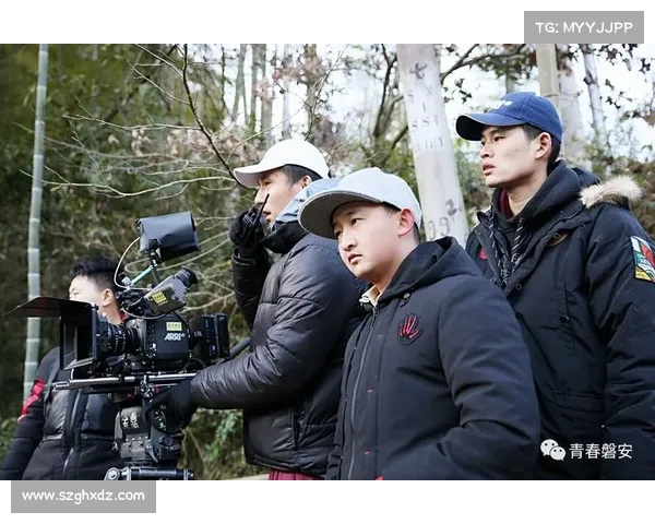 《英超传奇:从绿茵场到巅峰荣耀的荣耀征程》 《英超传奇:从绿茵场到巅峰荣耀的荣耀征程》